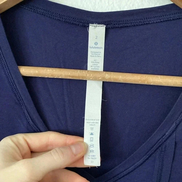 Lululemon 2 Knot A Problem Long Sleeve Shirt in Purple Aeon - Picture 6 of 11